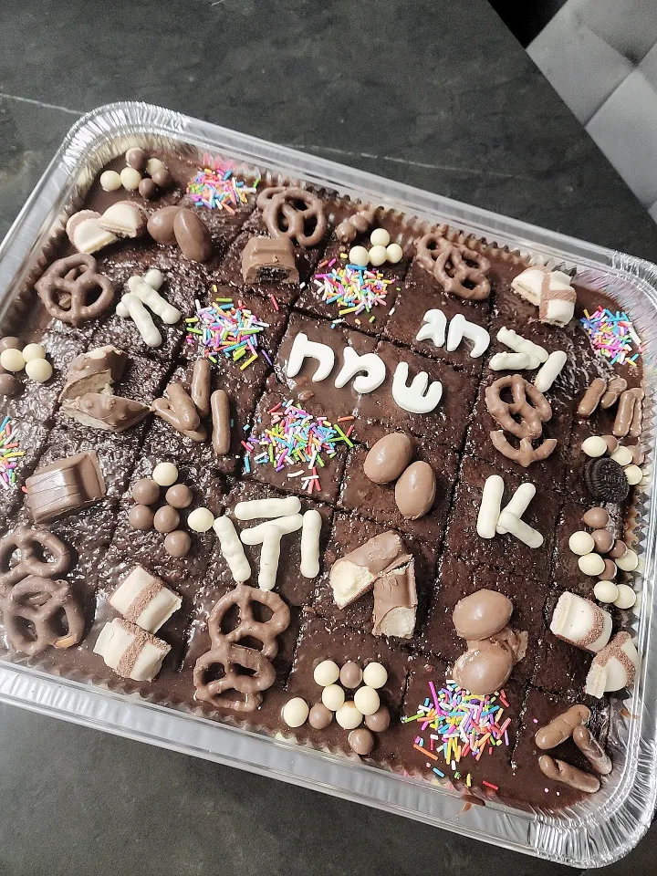 עוגן גן מחולקת שוקולדים